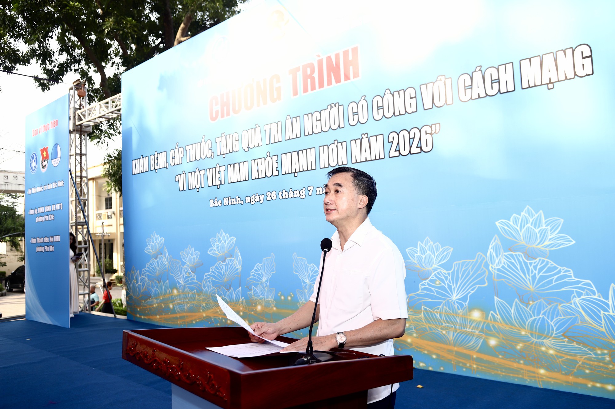 Thứ trưởng Trần Văn Thuấn: Tri Ân Người Có Công Qua Chăm Sóc Sức Khỏe