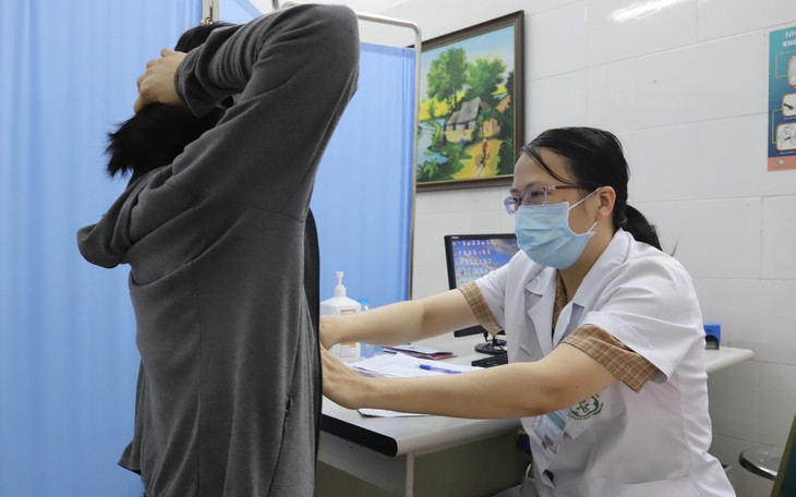 Những Dấu Hiệu Cảnh Báo Ung Thư Vú Mà Bạn Không Nên Bỏ Qua