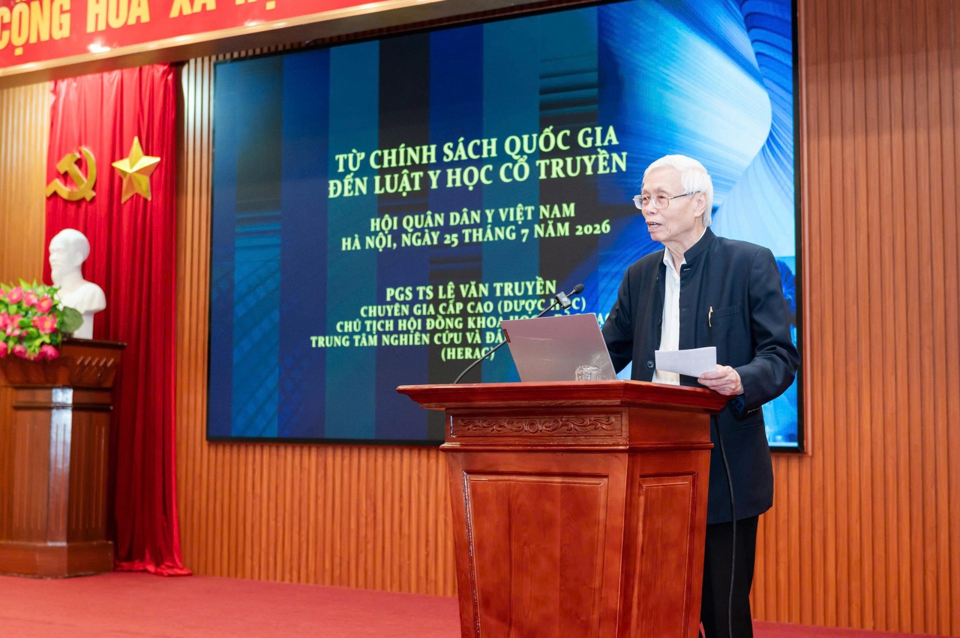 Xây Dựng Khung Pháp Lý Để Y Dược Cổ Truyền Phát Triển Bền Vững