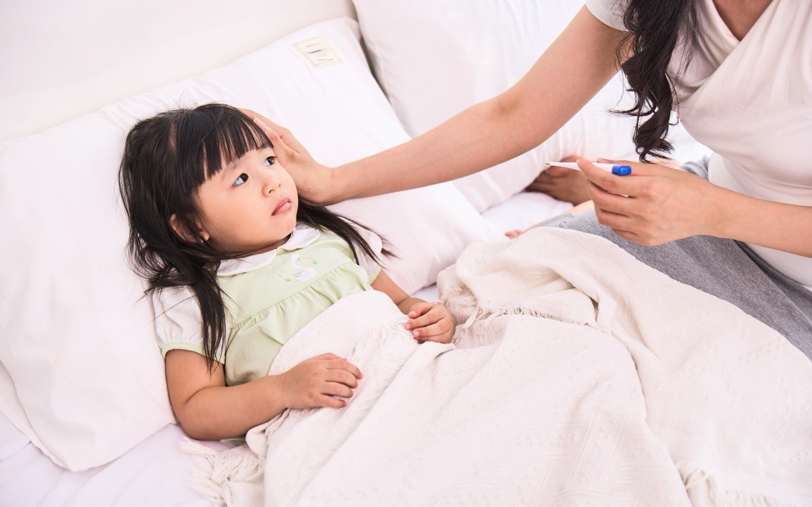 Viêm mũi họng ở trẻ mùa tựu trường: Cha mẹ cần làm gì để phòng bệnh? - Ảnh 2.