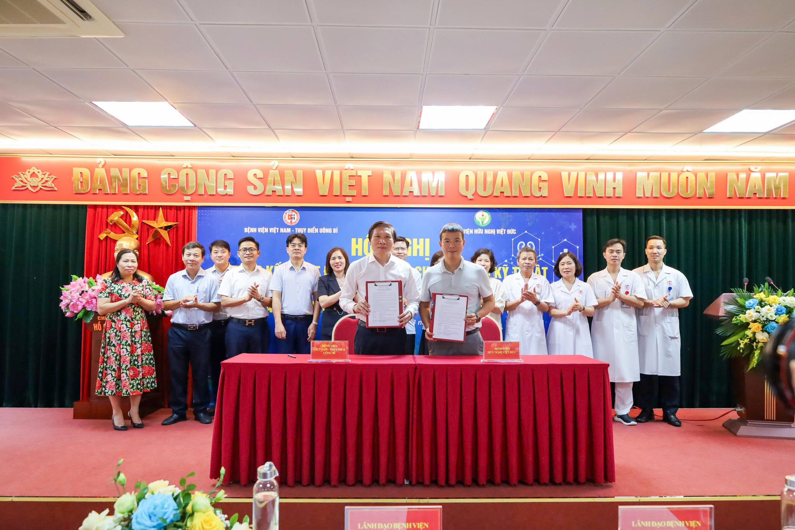 Ký kết hợp tác giữa hai bệnh viện