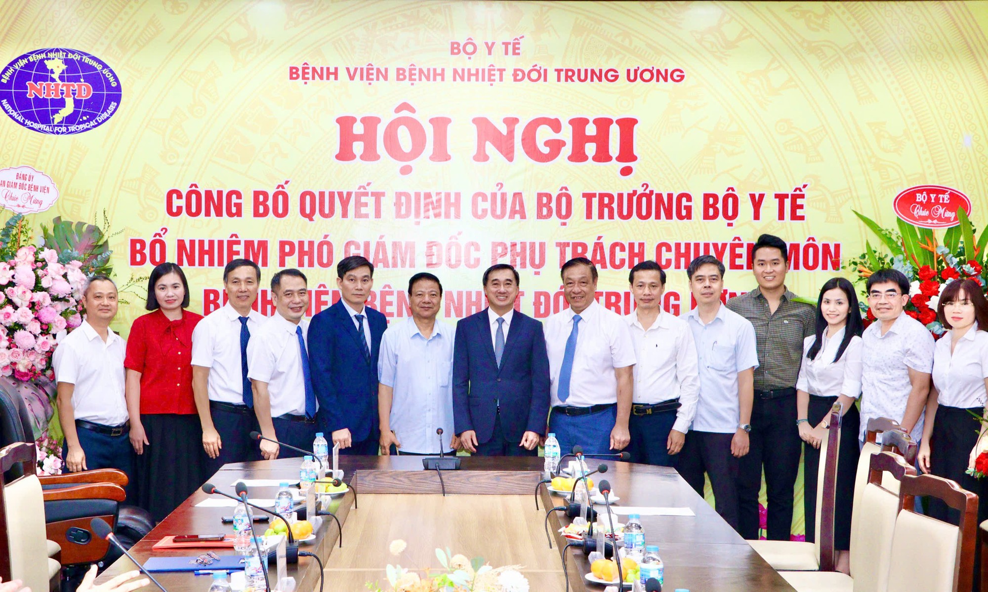 1000089661-17865245649012002563671 Bộ Y tế bổ nhiệm Phó Giám đốc phụ trách chuyên môn Bệnh viện Bệnh Nhiệt đới Trung ương - Ảnh 3.