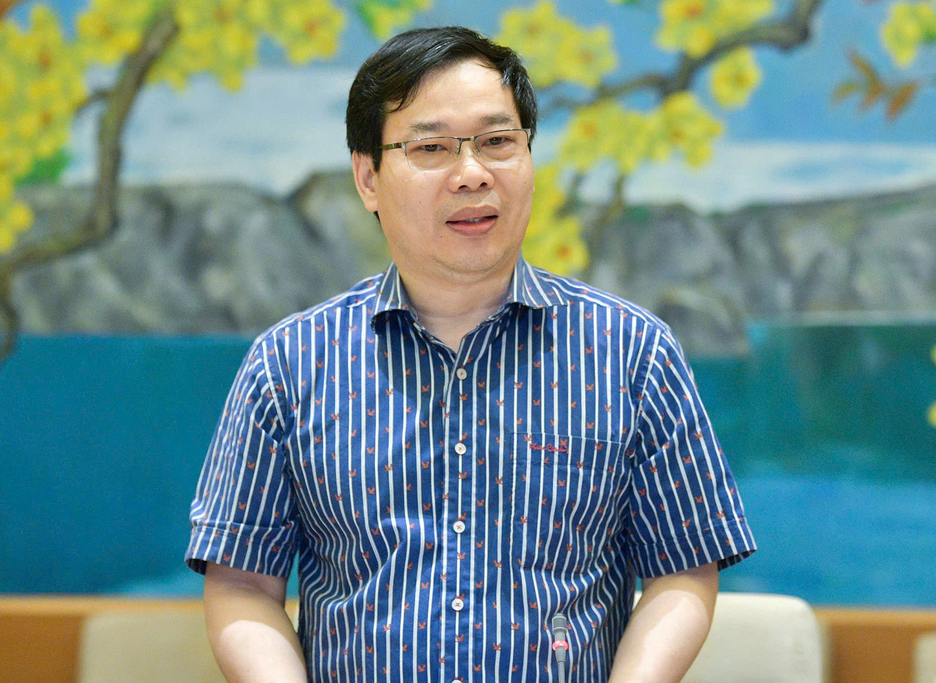 Người Đại Diện Quốc Hội Thảo Luận Về Sự Cần Thiết Của Việc Quy Định Tài Sản Mã Hoá