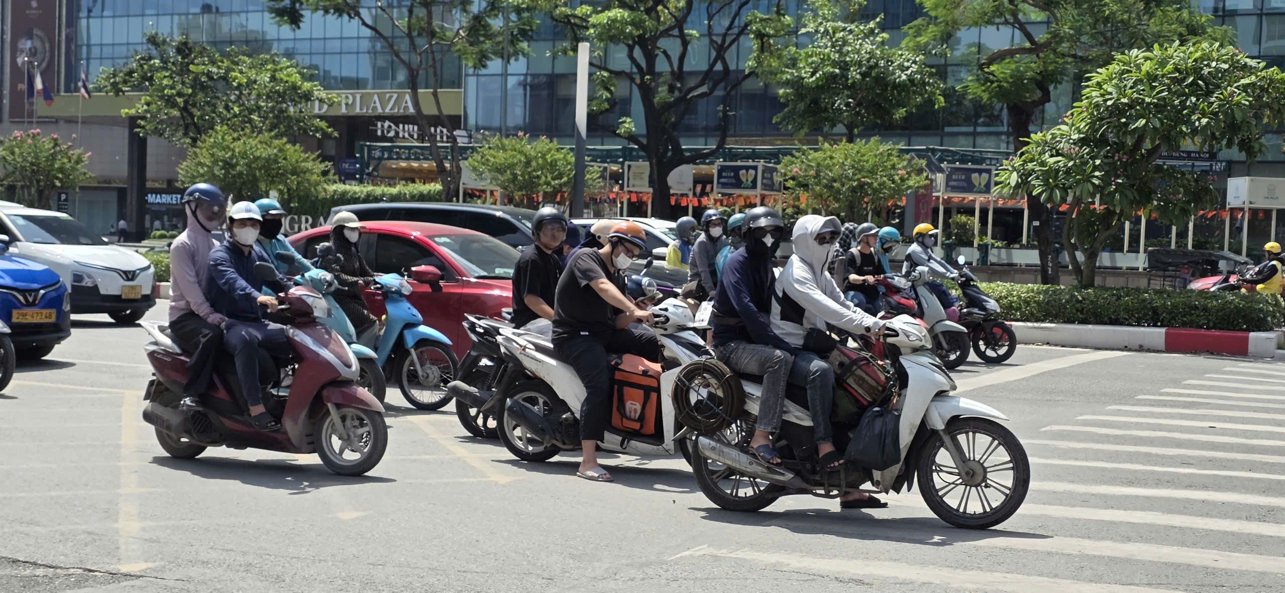 Khu vực nào có nhiệt cao nhất trong đợt nắng nóng ở miền Bắc? - Ảnh 3.