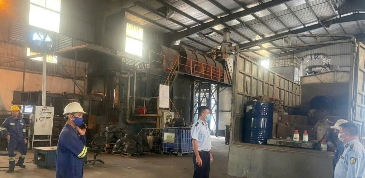 Thanh Hóa Triển Khai Hủy Hơn 1 Tấn Thuốc Trừ Cỏ Cấm Để Bảo Vệ Môi Trường