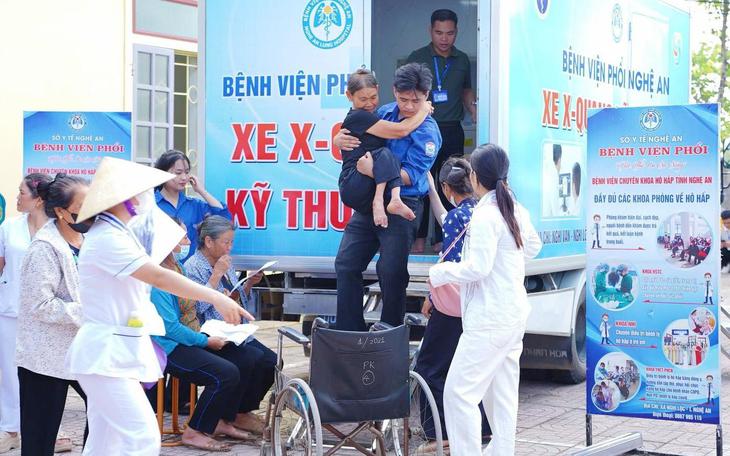 Bệnh viện Phổi Nghệ An trở thành bệnh viện vệ tinh về ngoại khoa lồng ngực của Bệnh viện Phổi Trung ương- Ảnh 5.