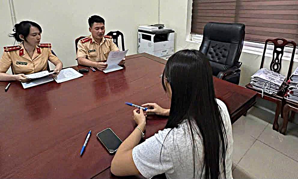 Cô Gái Nghệ An Bị Phạt Vì Đăng Thông Tin Sai Về Thi Bằng Lái