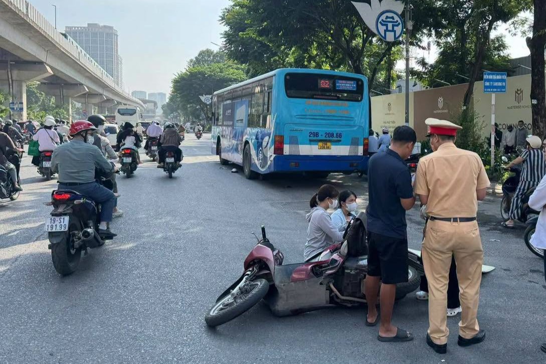 Va Chạm Giao Thông Nghiêm Trọng: Một Người Phụ Nữ Tử Vong Trên Đường Nguyễn Trãi