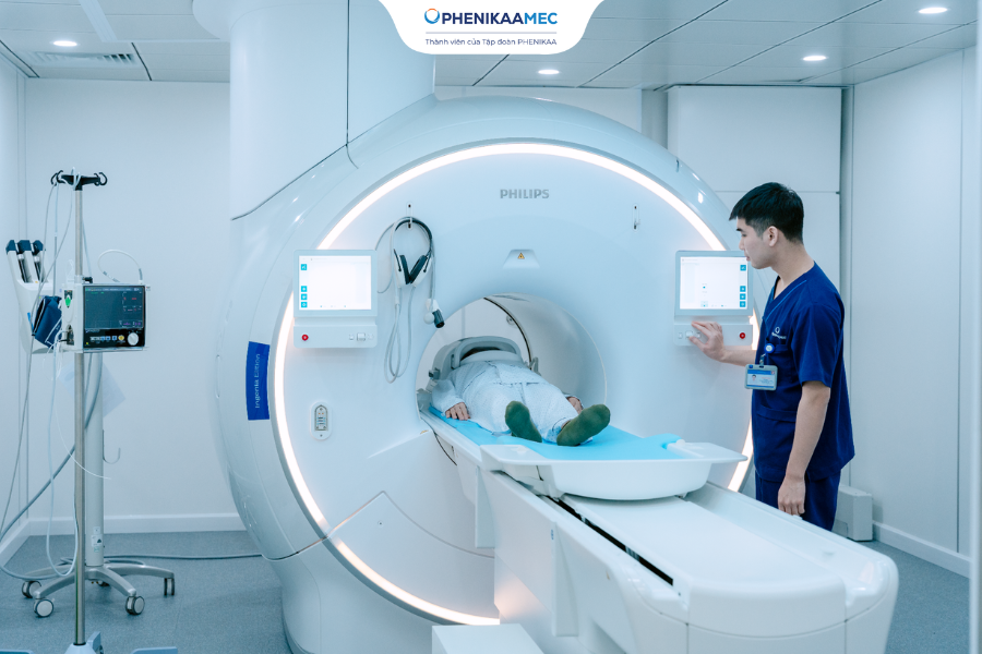 Tầm soát ung thư chuyên sâu: Phát hiện sớm, nâng cao cơ hội điều trị thành công - Ảnh 3.