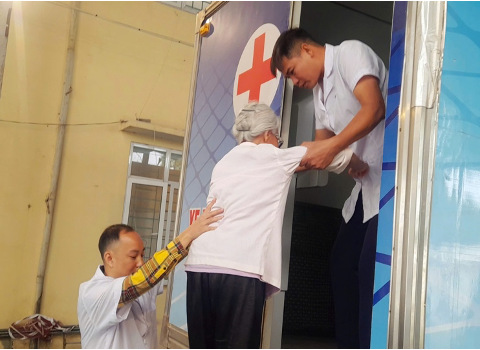 bao-tro-xa-hoi-1786869409328234041575 Bộ Y tế phản hồi kiến nghị 'giảm tuổi hưởng trợ cấp hưu trí xã hội xuống 70, nâng mức hỗ trợ hàng tháng'- Ảnh 1.