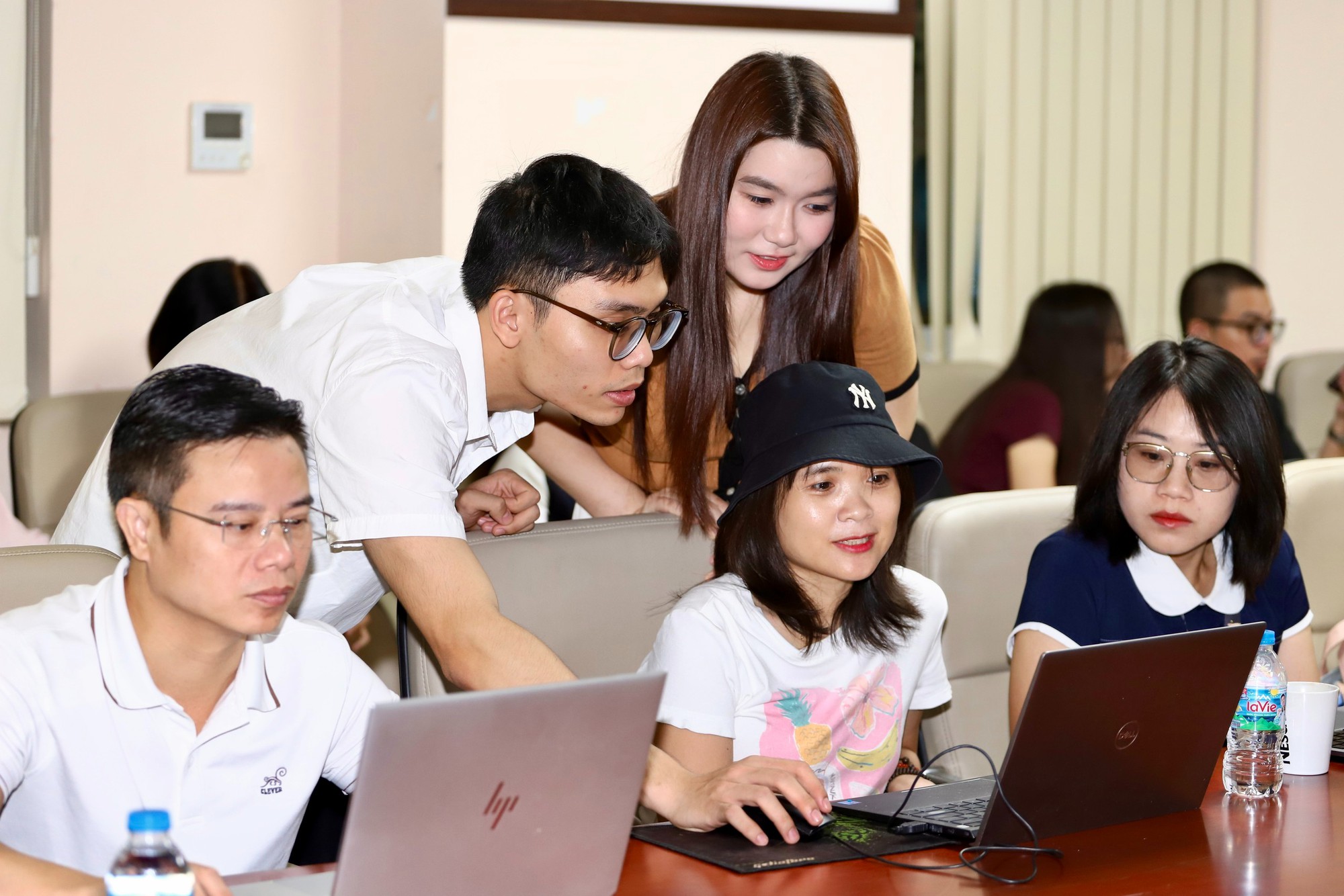 Đổi Mới Trong Ngành Báo Chí: Khai Thác Trí Tuệ Nhân Tạo Để Nâng Cao Chất Lượng Nội Dung