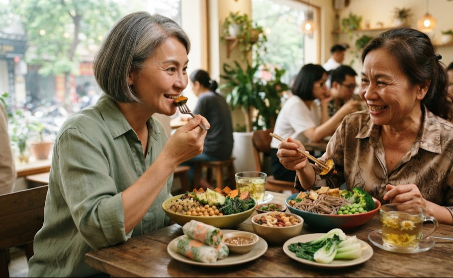 Những Lưu Ý Quan Trọng Cho Người Trên 50 Tuổi Khi Ăn Chay - Ảnh 1.