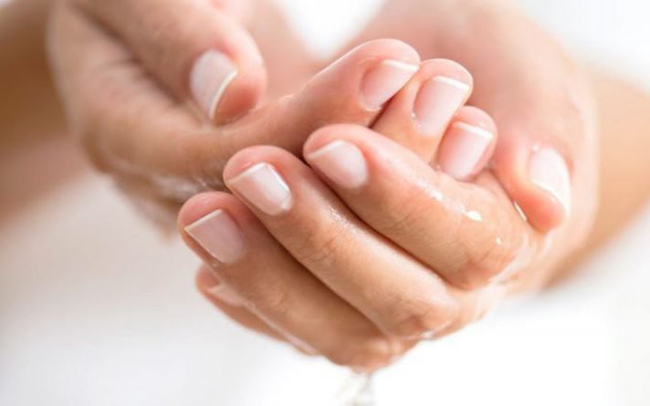 Những Ai Có Nguy Cơ Cao Bị Viêm Tuyến Mồ Hôi Mủ?