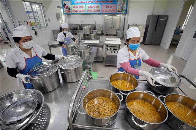 Hà Nội Trang Bị Hệ Thống HanoiCheck và Camera AI Để Bảo Vệ An Toàn Thực Phẩm Trong Trường Học - Ảnh 2.
