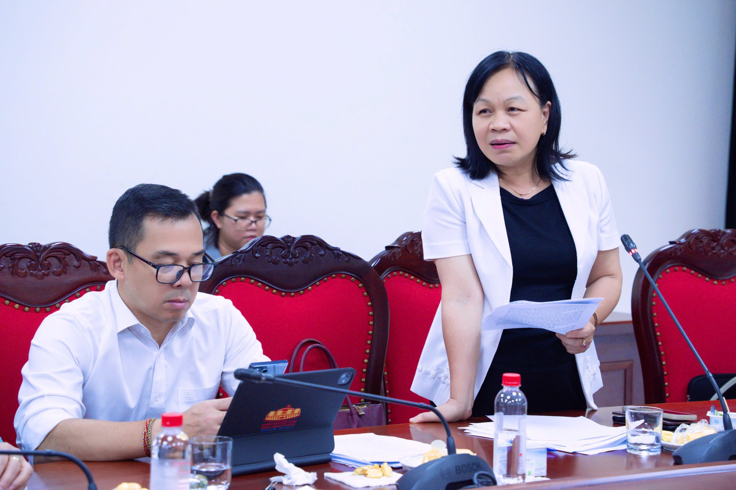 c-hoa-1786838498726141361085 Sửa Luật Đất đai: Đề xuất miễn, giảm tiền sử dụng đất cho phụ nữ yếu thế- Ảnh 4.