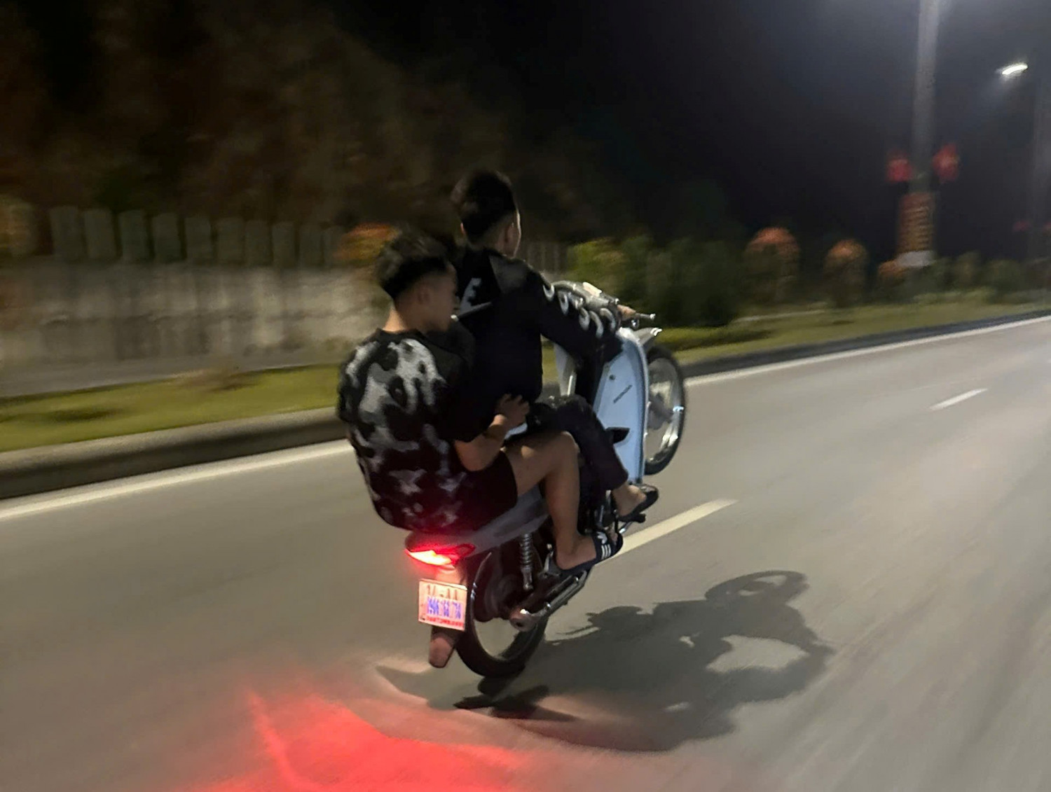 Cảnh Giác Với Hành Vi Gây Rối Trật Tự Công Cộng Tại Quảng Ninh