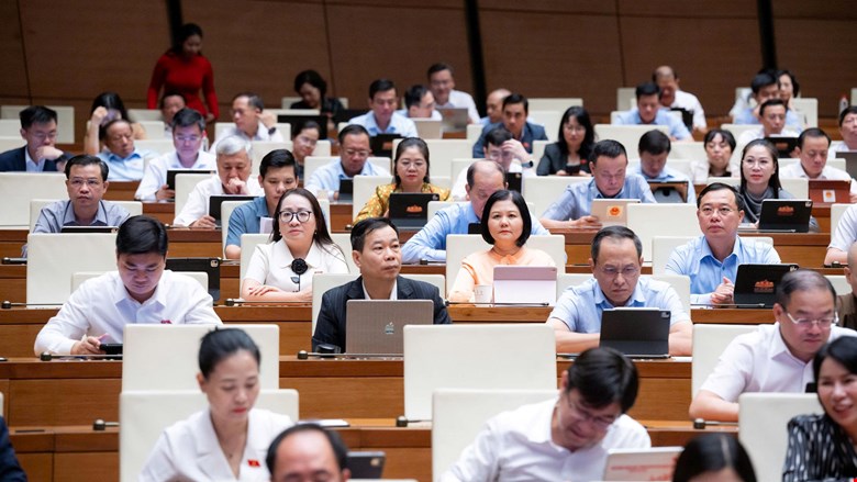 Đại biểu Quốc hội đề xuất siết huy động vốn từ người mua nhà- Ảnh 3.