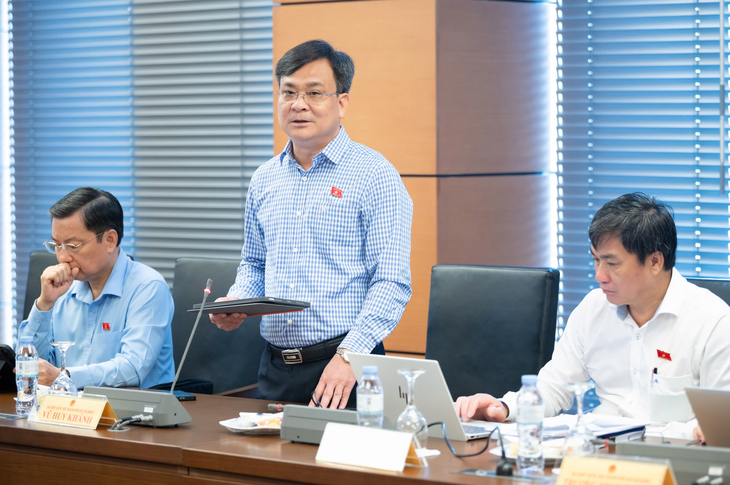 Chủ tịch Quốc hội: Xây dựng hệ sinh thái số để người dân tiếp cận pháp luật 24/7- Ảnh 3.