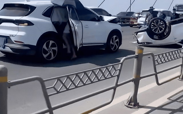 Thông Tin Chi Tiết Về Vụ Tai Nạn Liên Hoàn Trên Cầu Nhật Tân