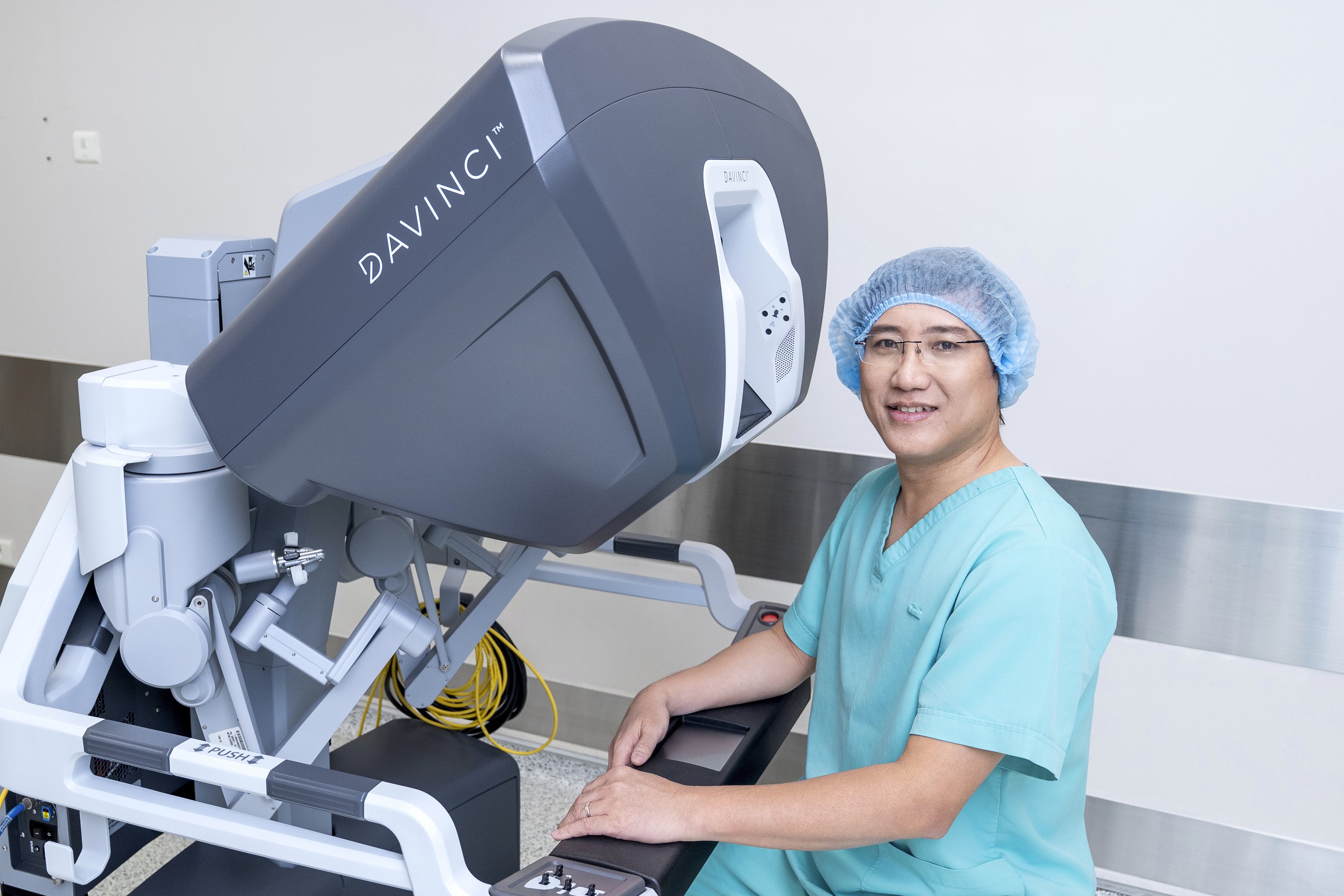 Phẫu Thuật U Phổi Bằng Robot: Giải Pháp An Toàn Cho Người Dùng Thuốc Chống Đông
