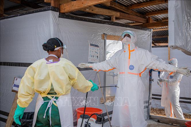 ebola-1786837633267-17868376351281162551933 Liên hợp quốc: Mỗi 30 phút lại có 1 người chết vì Ebola- Ảnh 1.