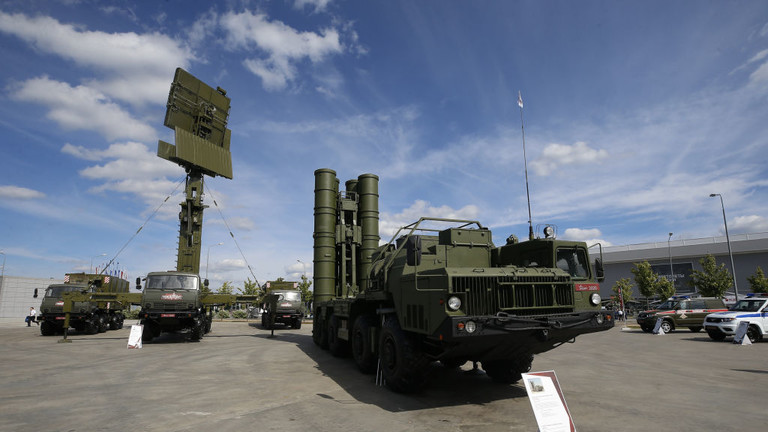 Nga tiết lộ chiến thuật giúp hệ thống S-400 lập kỷ lục bắn hạ máy bay Ukraine- Ảnh 1.