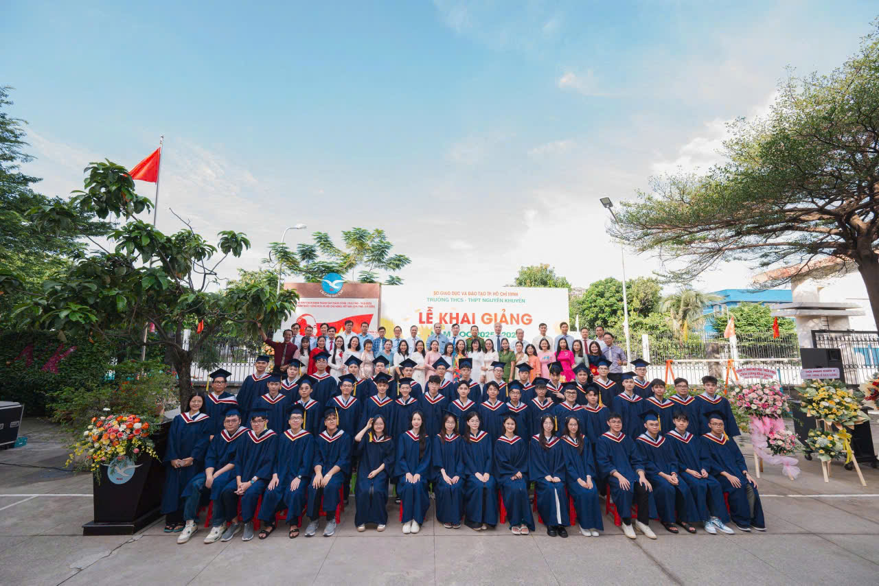 hinh-hoc-sinh-nk-17871418730402142318695 Hướng dẫn phụ huynh, học sinh, sinh viên tra cứu giá trị sử dụng thẻ BHYT - Ảnh 1.