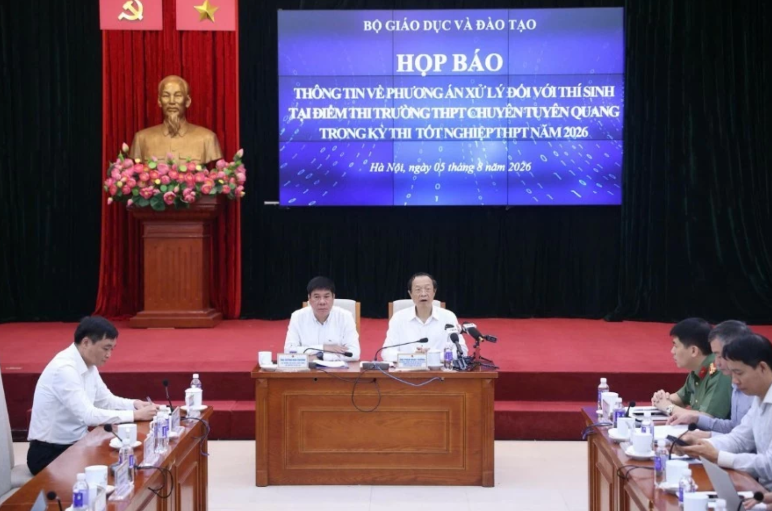 hop-bao-tuyen-quang-3-17859017186071245358973 - Ảnh 2.