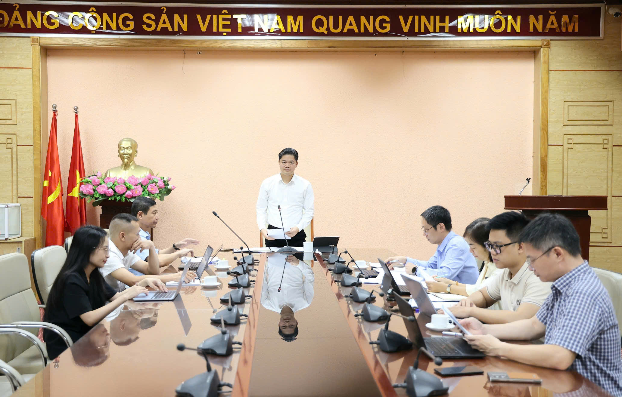 hop-yhct-17873069629982005930590 Bộ Y tế cập nhật danh mục thuốc y học cổ truyền trong thanh toán BHYT - Ảnh 4.