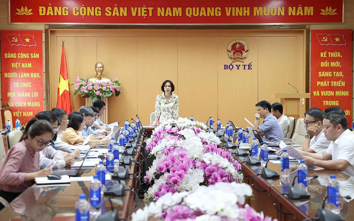 Bộ Y tế: Các tỉnh, thành tăng tốc tiêm vắc xin trong tiêm chủng mở rộng - Ảnh 2.