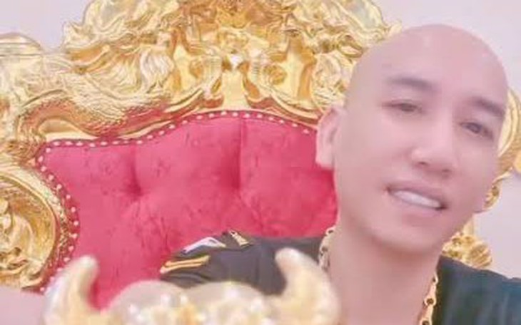 TikToker 'Cô giáo Hương' chuyên quảng cáo thuốc sinh lý nam bị bắt- Ảnh 2.