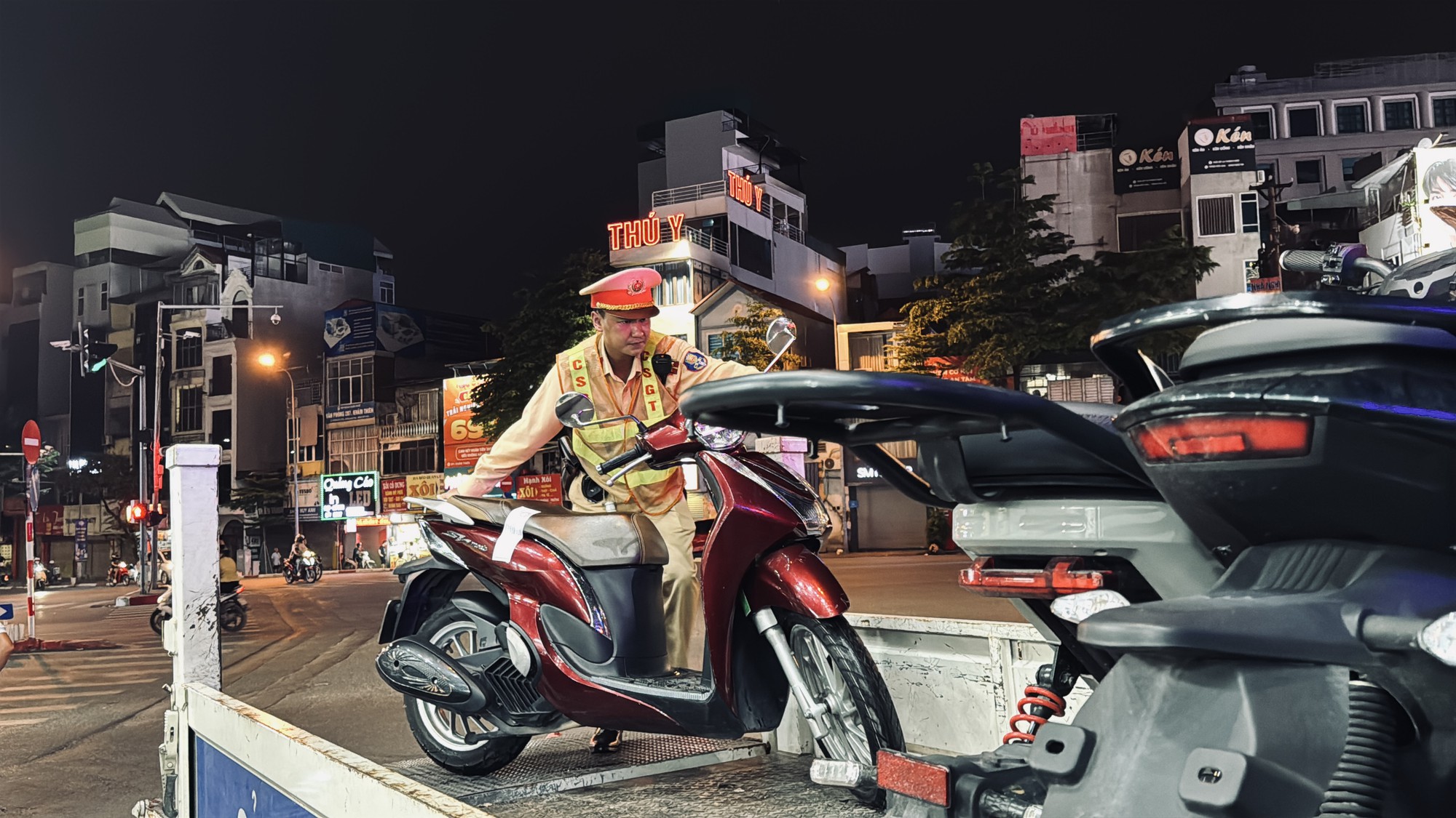 img2485-1786118422624771625653 Hành động của người vi phạm