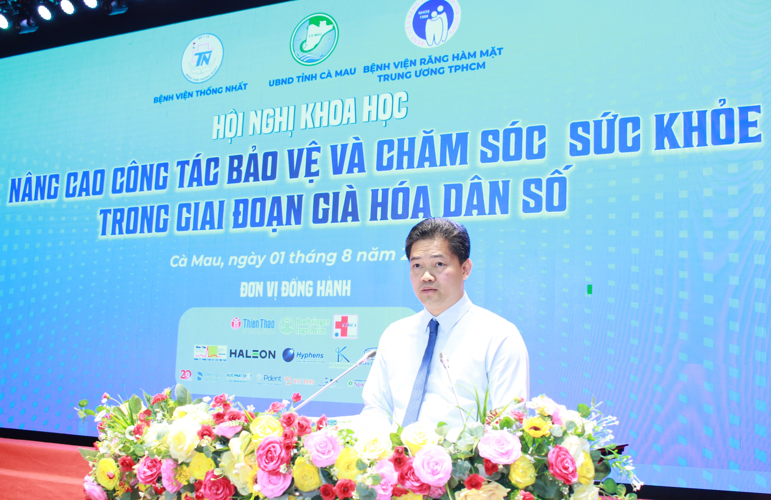 Hội nghị về chăm sóc sức khỏe người cao tuổi- Ảnh 1.