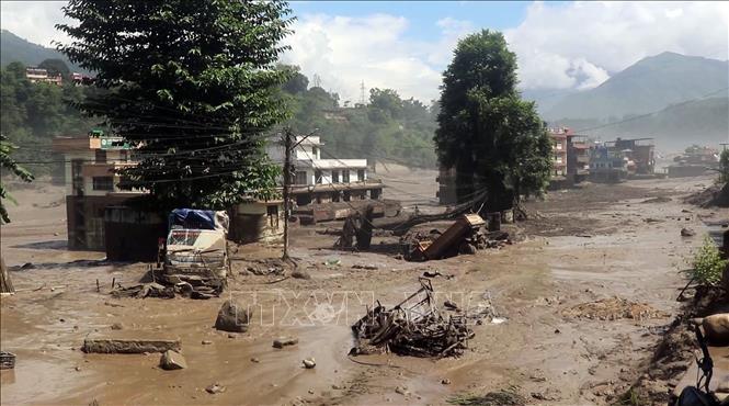 Hậu Quả Thảm Khốc Từ Lũ Quét và Sạt Lở Tại Nepal và Tây Tạng