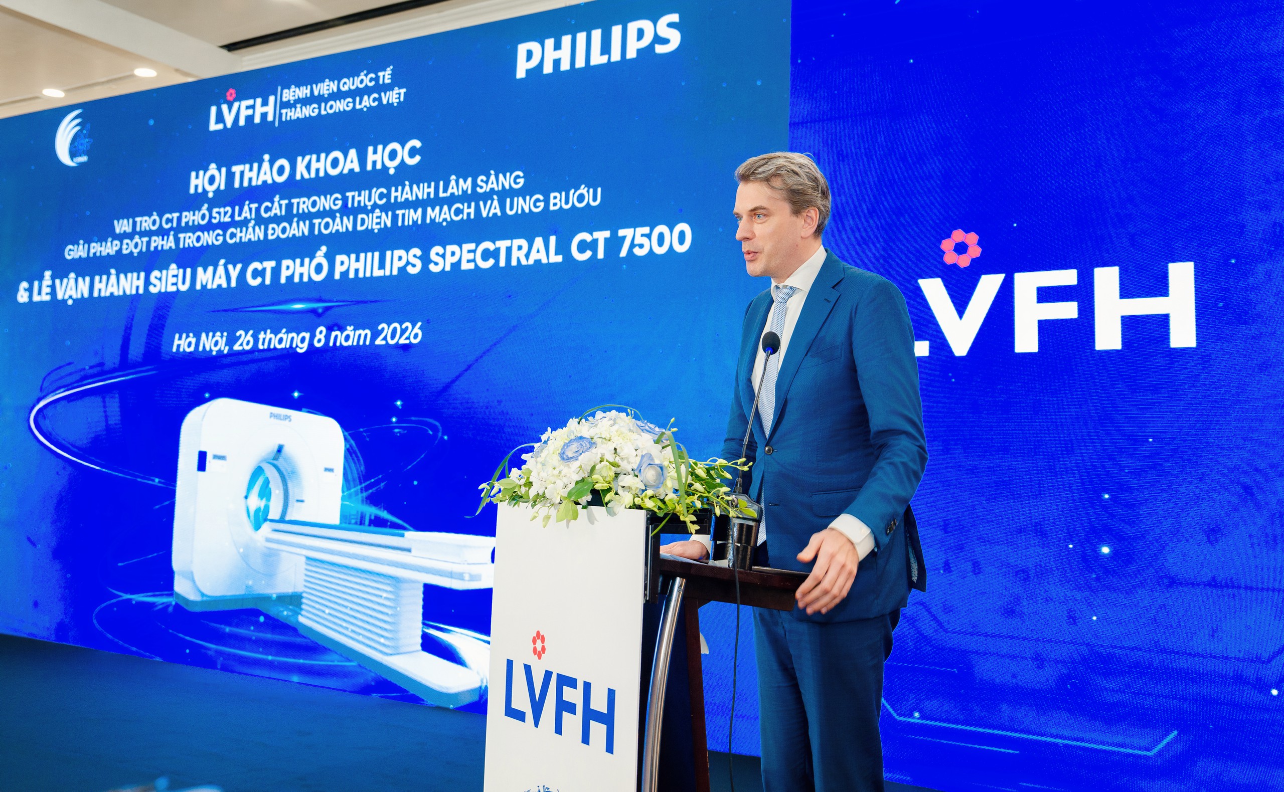 pho-dsq-phat-bieu-17879037633211088219289 Hội thảo khoa học về ứng dụng CT phổ 512 lát cắt trong thực hành lâm sàng- Ảnh 2.