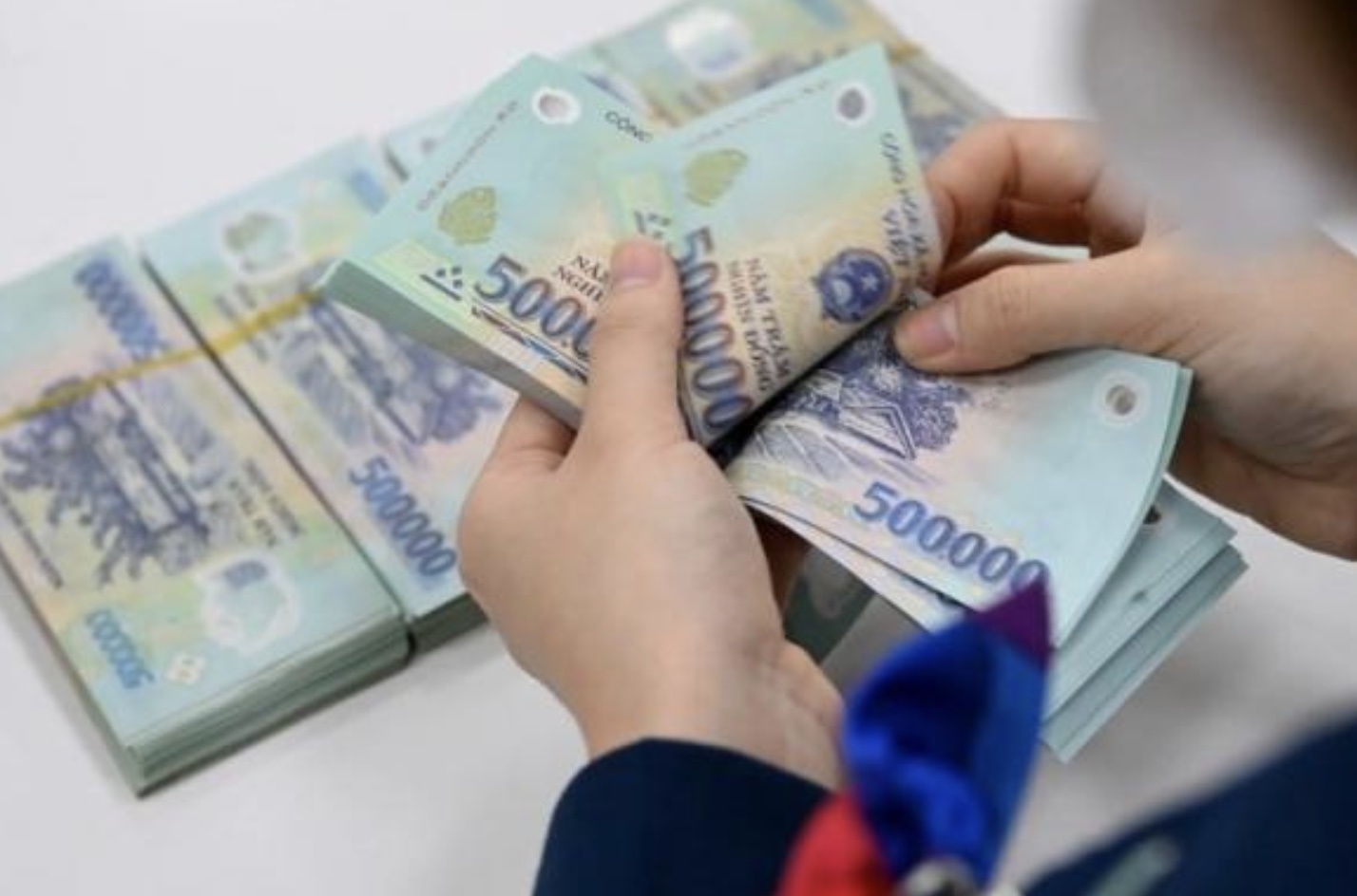 Cán bộ không chuyên trách ở cơ sở được tăng quỹ phụ cấp - Ảnh 1.