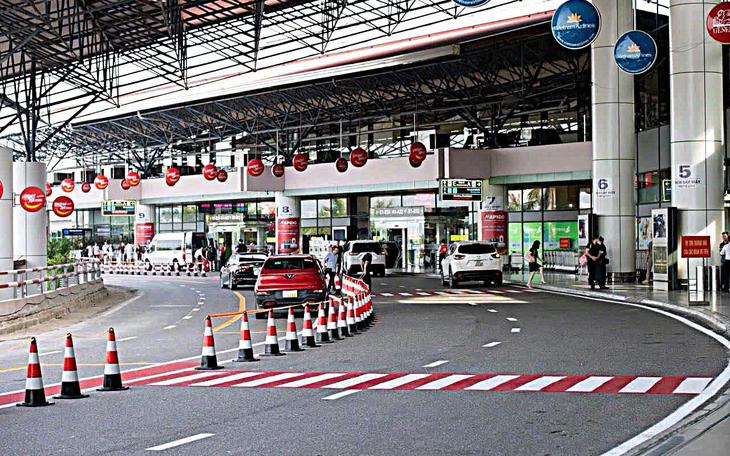 Sân bay Nội Bài: Biện pháp kiểm soát giao thông mới - Ảnh 1.