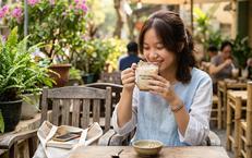 Kiểm Tra Sức Khỏe Người Cao Tuổi: Động Tác Đơn Giản Trong 30 Giây