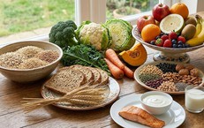 8 Chiến Lược Giúp Bạn Duy Trì Hệ Tiêu Hóa Khỏe Mạnh Khi Đi Du Lịch