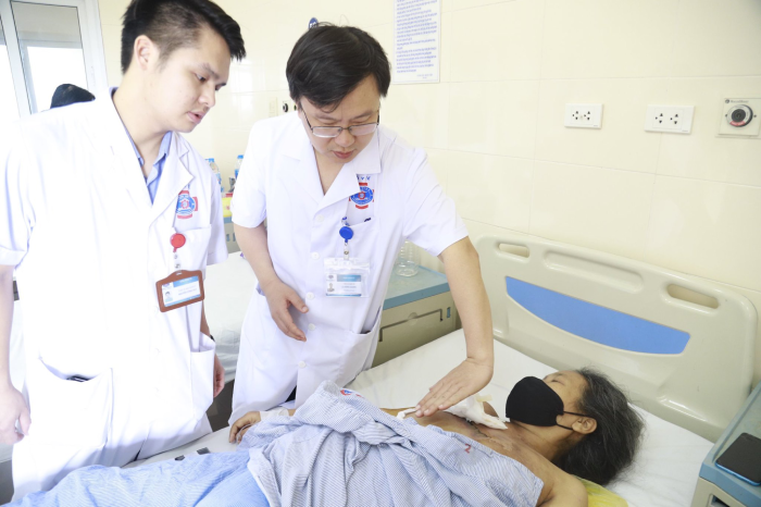 Hướng Dẫn Sàng Lọc Ung Thư Vú: Phương Pháp 10 Phút Tại Trạm Y Tế