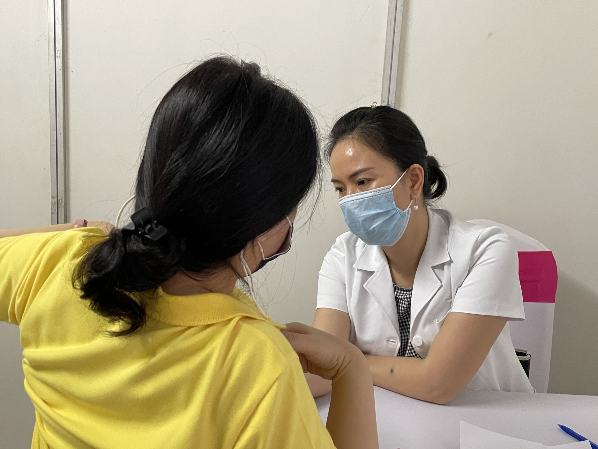 ung-thu-vu-2-1746588143876214555914 Mở rộng cơ hội sống cho phụ nữ mắc ung thư vú từ Kế hoạch hành động quốc gia giai đoạn 2026–2035 - Ảnh 3.