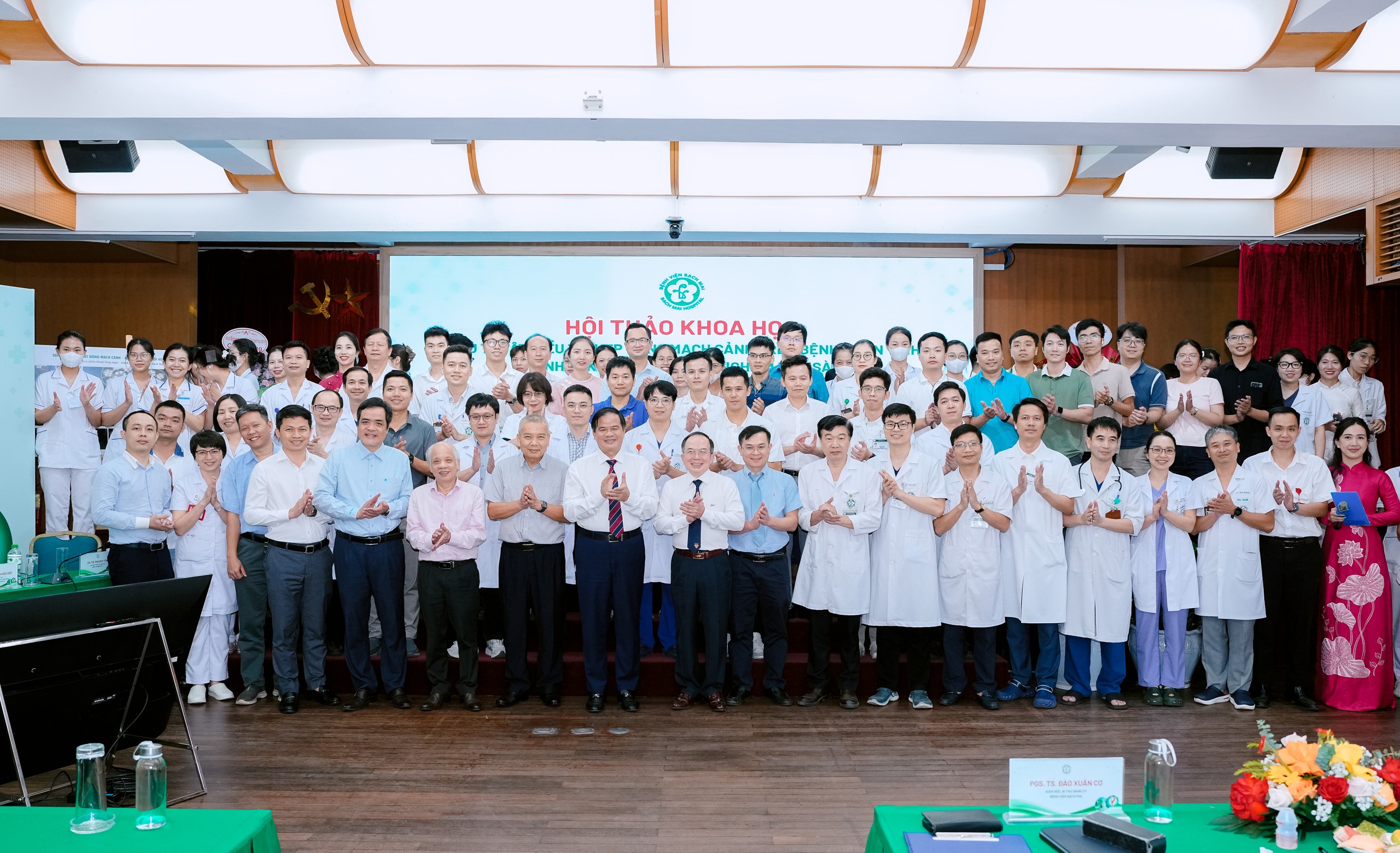 Bệnh Viện Bạch Mai Bước Sang Kỷ Nguyên Mới Với 500 Ca Phẫu Thuật Hẹp Động Mạch Cảnh