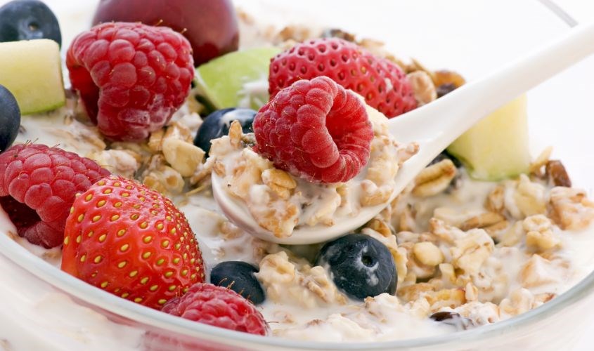 5 Loại Thực Phẩm Giúp Kiểm Soát Cholesterol Tốt Cho Tim Mạch