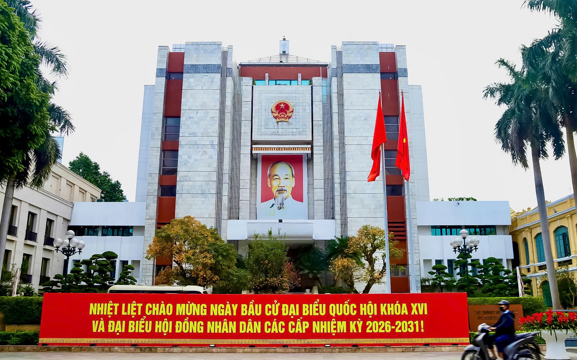 Hà Nội Đề Xuất Miễn Nhiệm 11 Lãnh Đạo Sở, Ngành Trong UBND TP