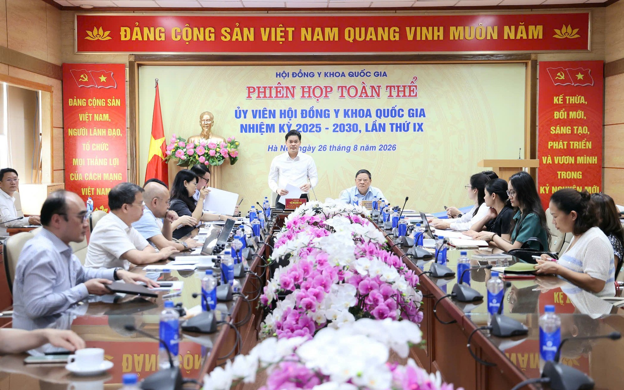Kỳ kiểm tra đánh giá năng lực hành nghề khám chữa bệnh đầu tiên năm 2027 diễn - Ảnh 2.