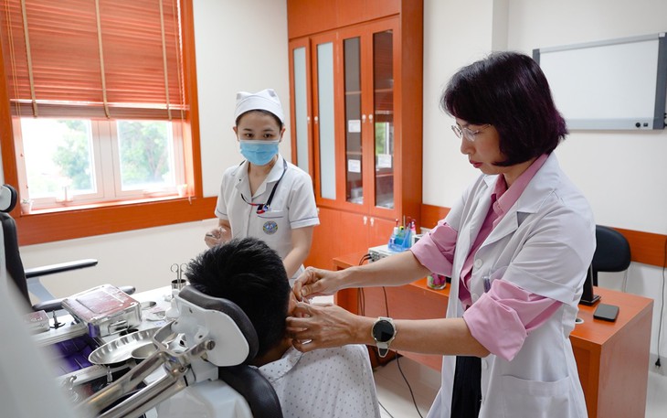 Suýt mất mạng vì tự ý bỏ thuốc viêm gan B - Ảnh 3.
