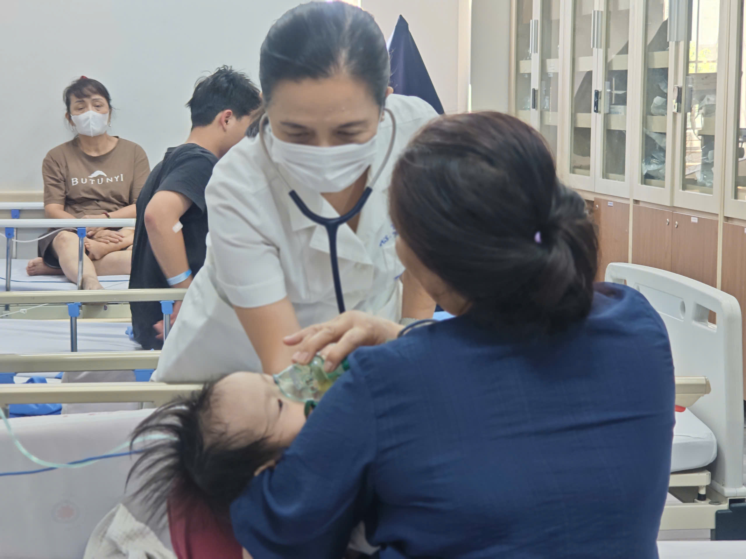 Lý Do Trẻ Sơ Sinh Dễ Bị Suy Hô Hấp Khi Nhiễm RSV Và Cách Phòng Ngừa Hiệu Quả- Ảnh 1.