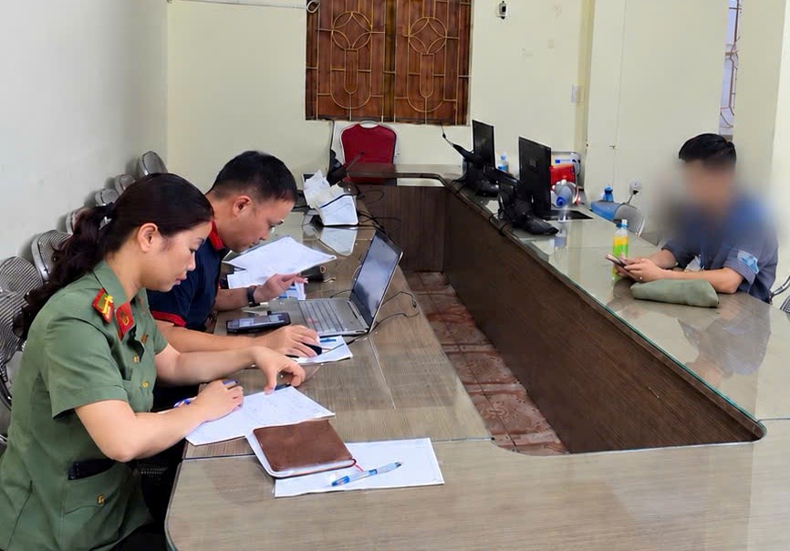 cong-an-hai-phong-khuyen-cao-nguoi-dan-can-trong-tuong-tac-thong-tin-xau-doc-tren-mang-xa-hoi-17886680031161764908231 Cẩn trọng khi tương tác với thông tin tiêu cực trên mạng xã hội- Ảnh 1.
