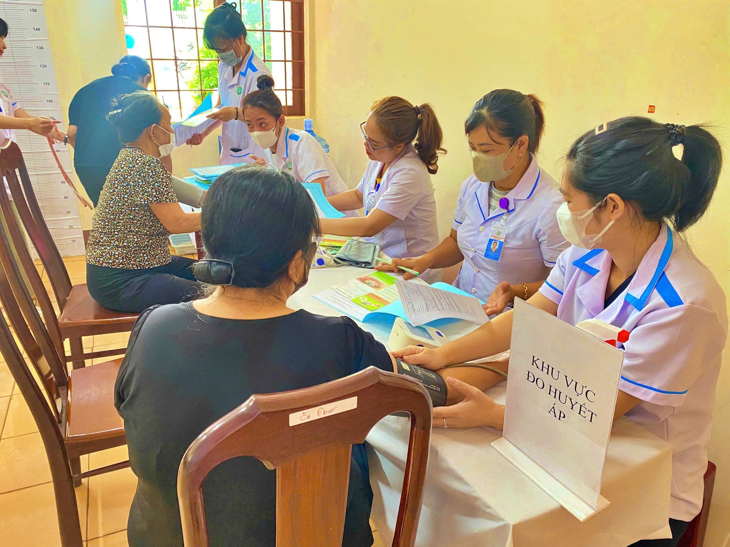 Làm thế nào Buôn Ma Thuột đẩy nhanh chương trình khám sức khỏe miễn phí cho người dân