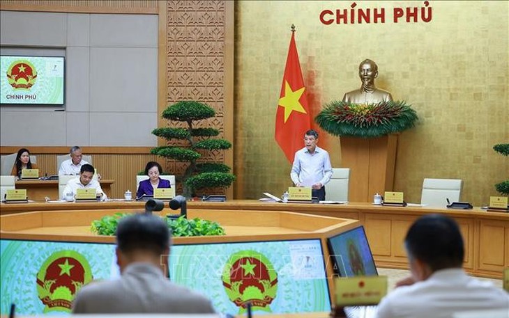 Thủ tướng yêu cầu tổ chức lại hệ thống phân phối xăng dầu- Ảnh 4.
